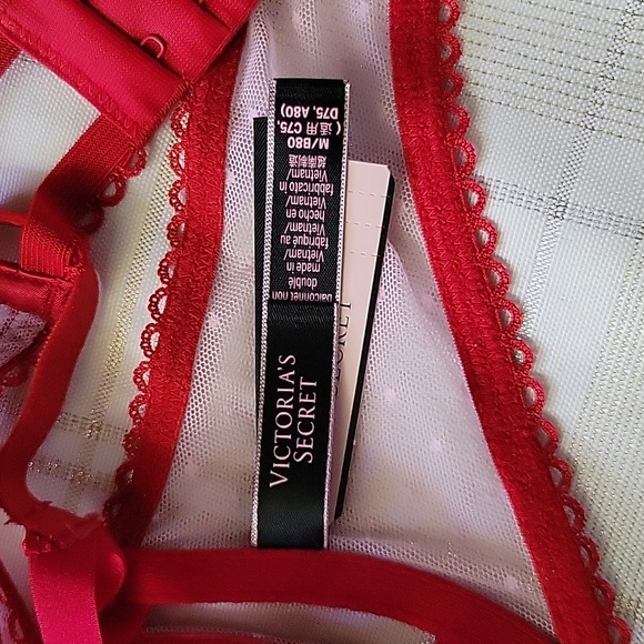 NWT VS Strappy Bow Mesh Bra - Picture 5 of 10